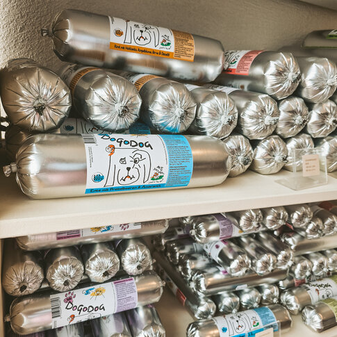 DOGODOG Coffret d'échantillons de saucisses gourmet Dogodog 800 gr. (chevreuil, dinde, bœuf)