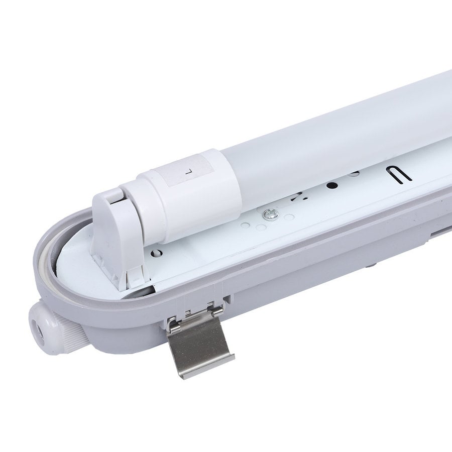 LED Feuchtraumleuchte Wannenleuchte Außenanwendung 1 x LED Röhre KVG 150cm IP65 