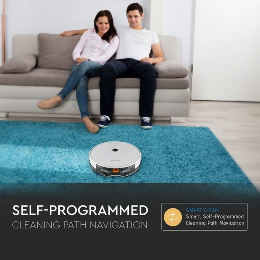 Smart Robot vacuum cleaner self charging with charging station white