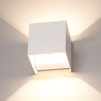 LED Wandleuchte 6 Watt 3000K Beidseitig leuchtend IP65 Weißer Cube