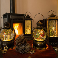 Indoor snow lantern - Santa by the Christmas tree - Warm white - 20 cm - Water lantern - Battery-powered lighting - Timer - Christmas lights