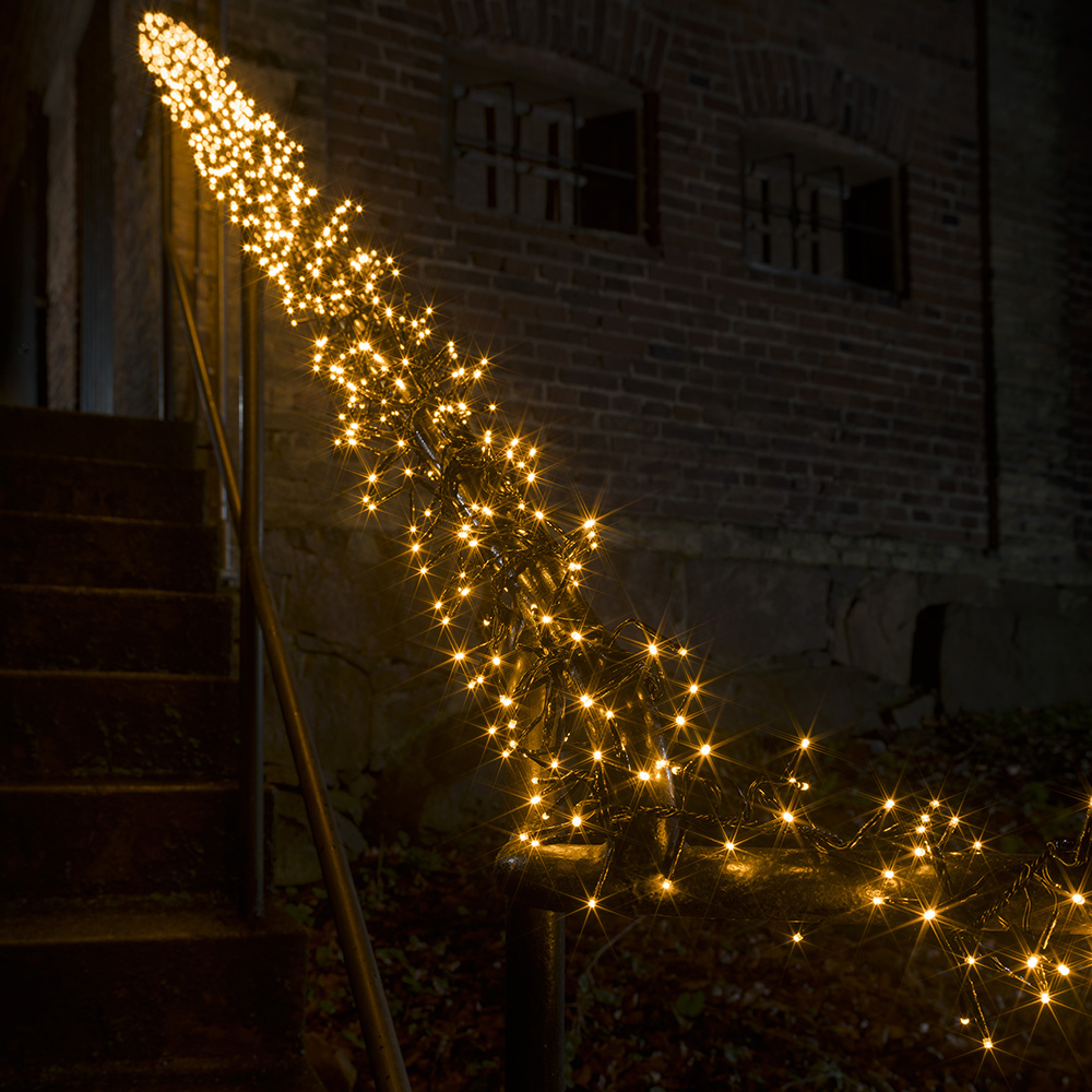 Konstsmide - Lichterkette für Innen und Außen - 8 Funktionen - 1536 LEDs - 2100K Bernstein - 11,3 Meter - Weihnachtsbeleuchtung - IP44 - Inkl. Trafo