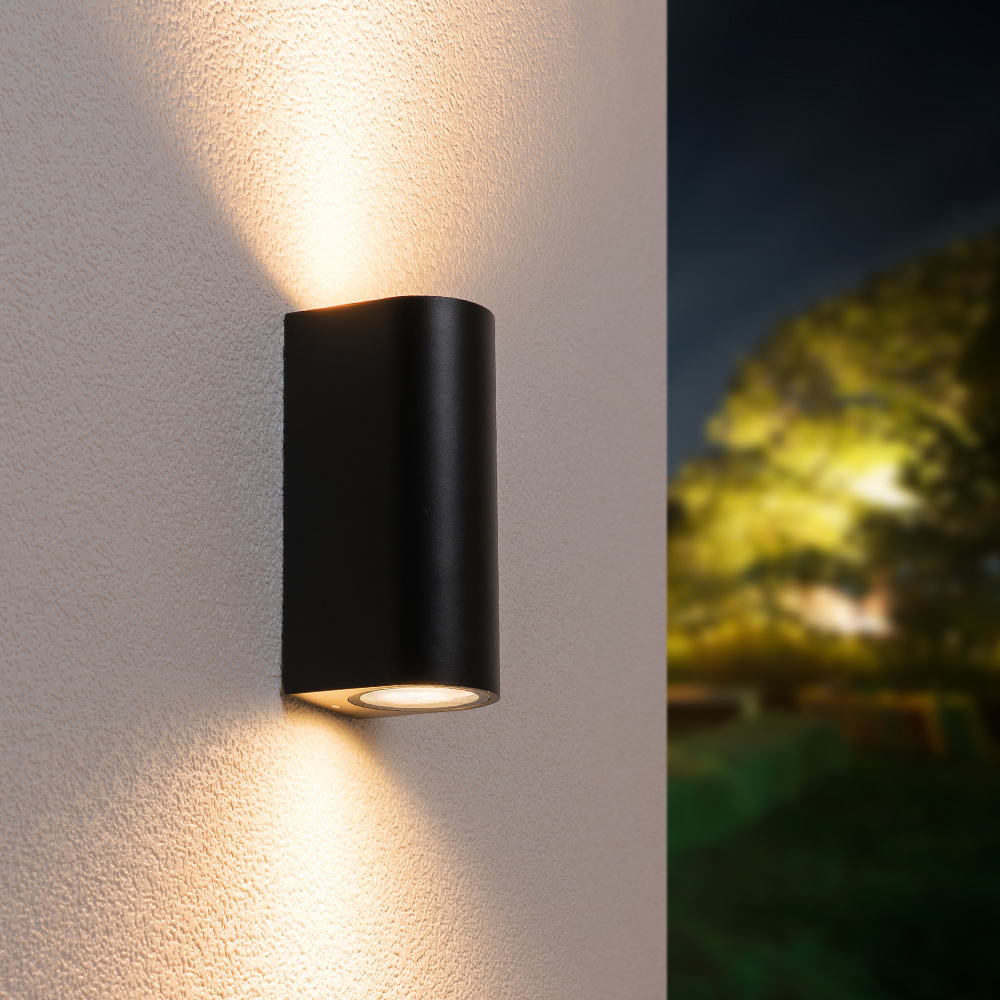 Hofronic Douglas dimbare LED Wandlamp 2700K warm wit GU10 Rond Up Down light Zwart IP65 voor buiten