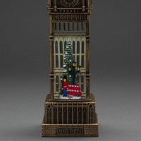 Kerstlantaarn voor binnen – Big Ben met bus en kerstboom - Warm wit – 38cm - Sneeuwlantaarn - Kerstverlichting op USB & batterijen incl. Timer