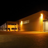 LED Floodlight - 100 watts - 8200 lumens - 6500K Daylight white - IP65 Waterproof - 5 years warranty