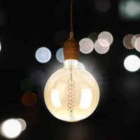 LED-Glühbirne mit Glühfaden 8 Watt E27 1800K dimmbar