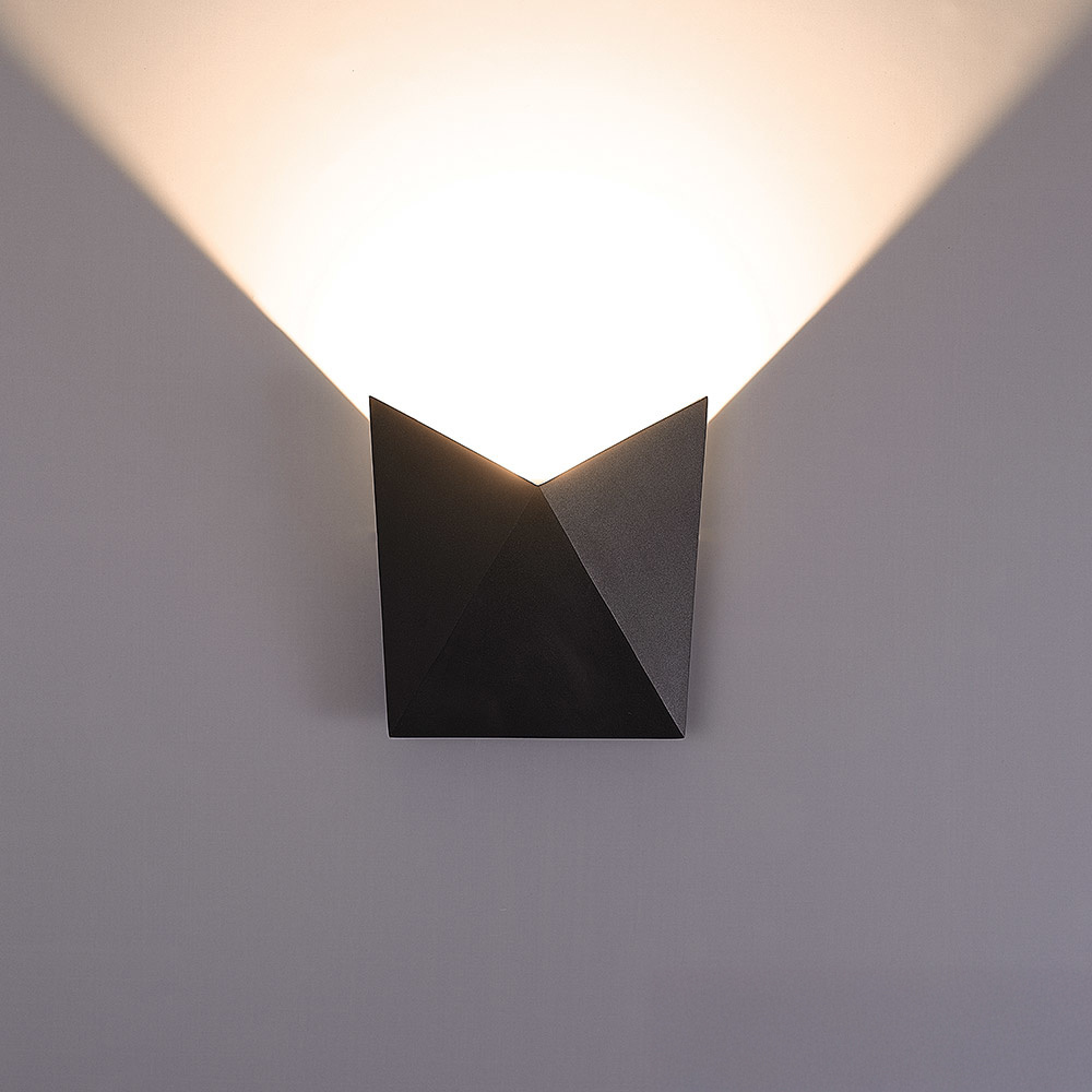 LED Wandlamp Tria zwart 7 Watt 3000K IP54 voor binnen en buiten