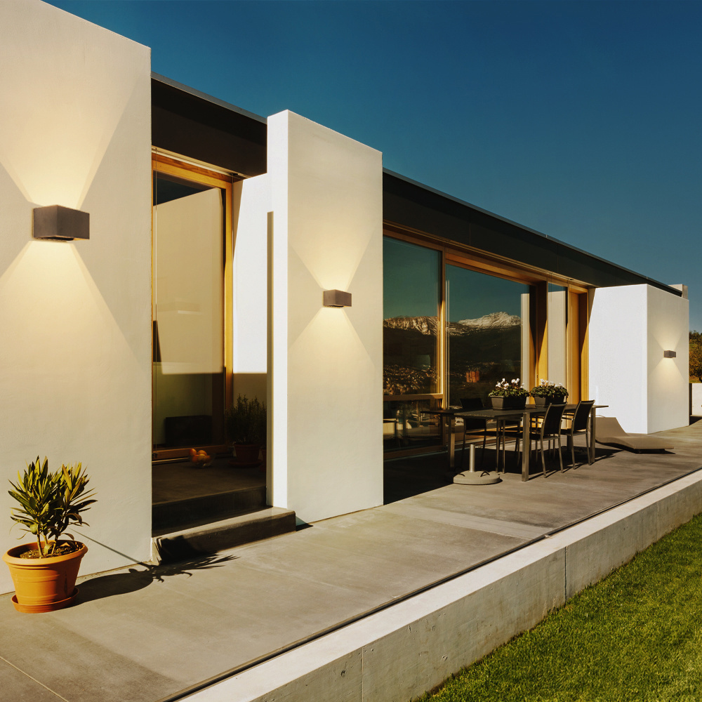 LED wandlamp Kansas dubbel zwart 12 Watt 3000K Up & Down light IP65 voor binnen en buiten