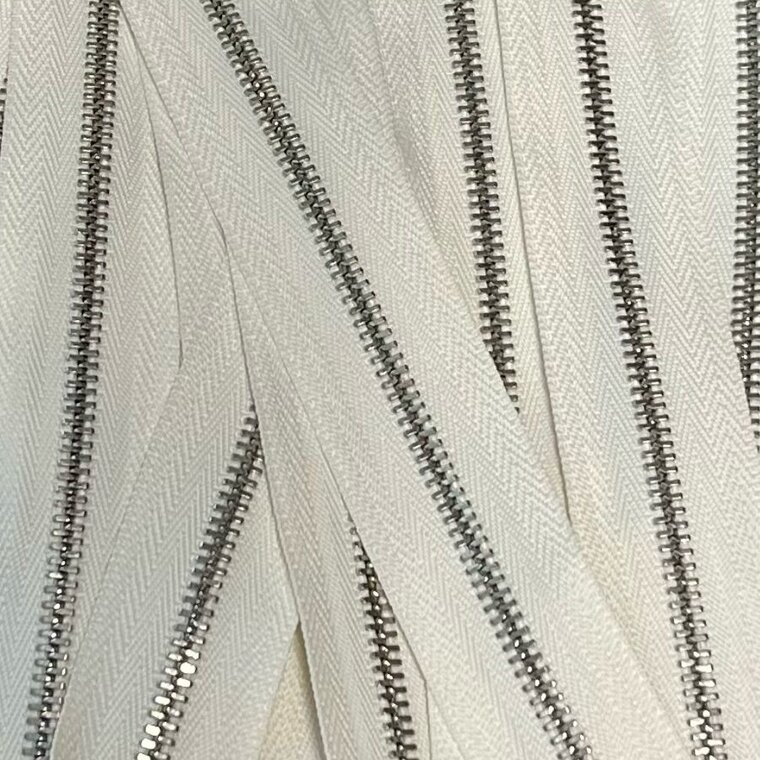 Metalen rits nikkel maat 3 ecru