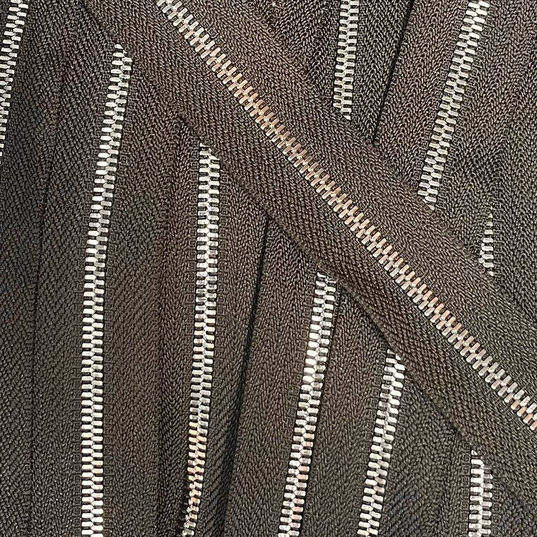 Metalen rits nikkel maat 3 donkerbruin