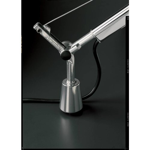 Artemide Tolomeo bureau doorvoer