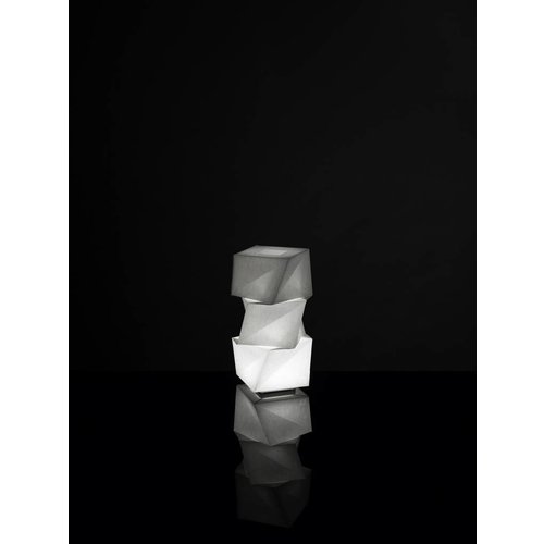 Artemide In-Ei Issey Miyake Mogura mini Artemide In-Ei Issey Miyake Mogura mini