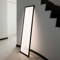 Discovery vloerlamp