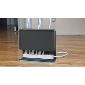 Quirky Plug Hub