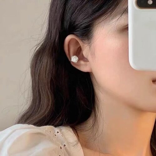 CiCi'De Jewelry Amsterdam Oorclip - Parelmoer Roos