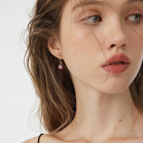 CiCi'De Jewelry Amsterdam Sprankelende waterdruppeloorbellen - 18K goud gevuld