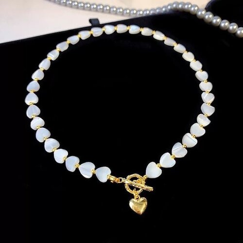Hart Kralen Ketting – Moeder van Parel & Elegant Design
