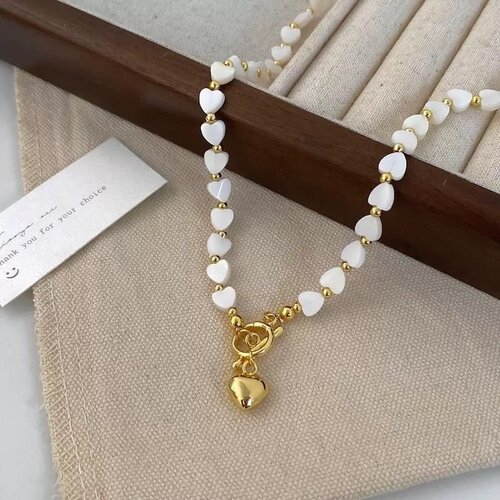 Hart Kralen Ketting – Moeder van Parel & Elegant Design