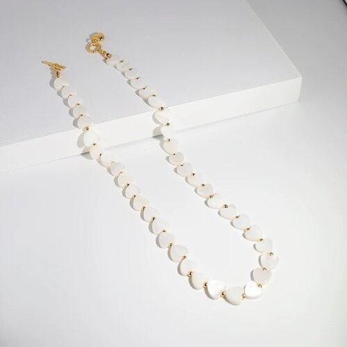Hart Kralen Ketting – Moeder van Parel & Elegant Design