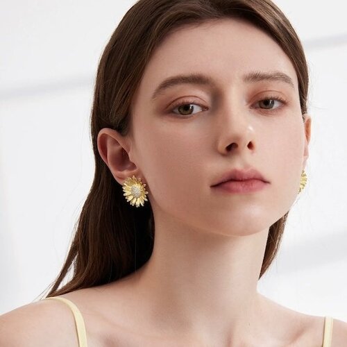 Vintage Zonnebloem Oorstekers – Verguld