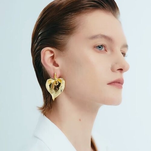 Oversized Calla Lily Bloem Oorbellen – Wit of Goud