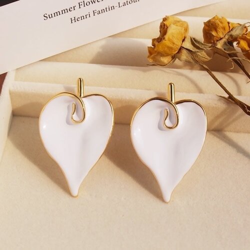 Oversized Calla Lily Bloem Oorbellen – Wit of Goud