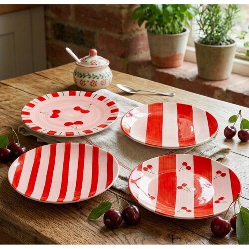 Kersenrood gestreepte dessertbordjes - set van 4