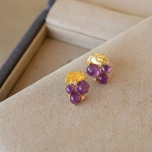 Delicate Amethist Druif Oorstekers Delicate Amethist Druif Oorstekers