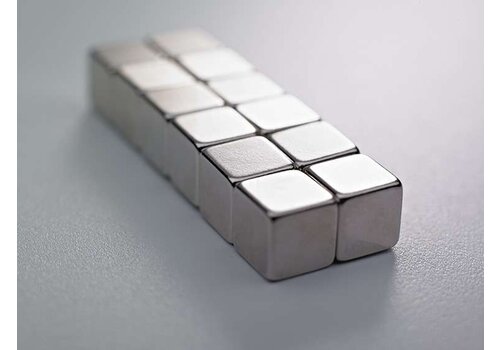 Strerke magneet in kubusvorm 
