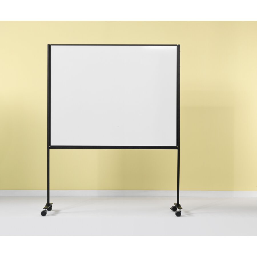 Verrijdbaar wit whiteboard in zwart frame met wielen-4