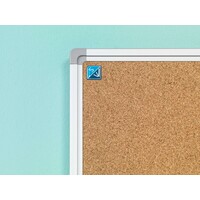 thumb-Prikbord met perskurk met 16 mm. Softline profiel, afmeting: 120 x 240 cm.-3