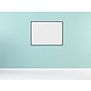 Smit-Visual Whiteboard van wit emailstaal met zwart Softline profiel, afmeting: 100 x 150 cm.