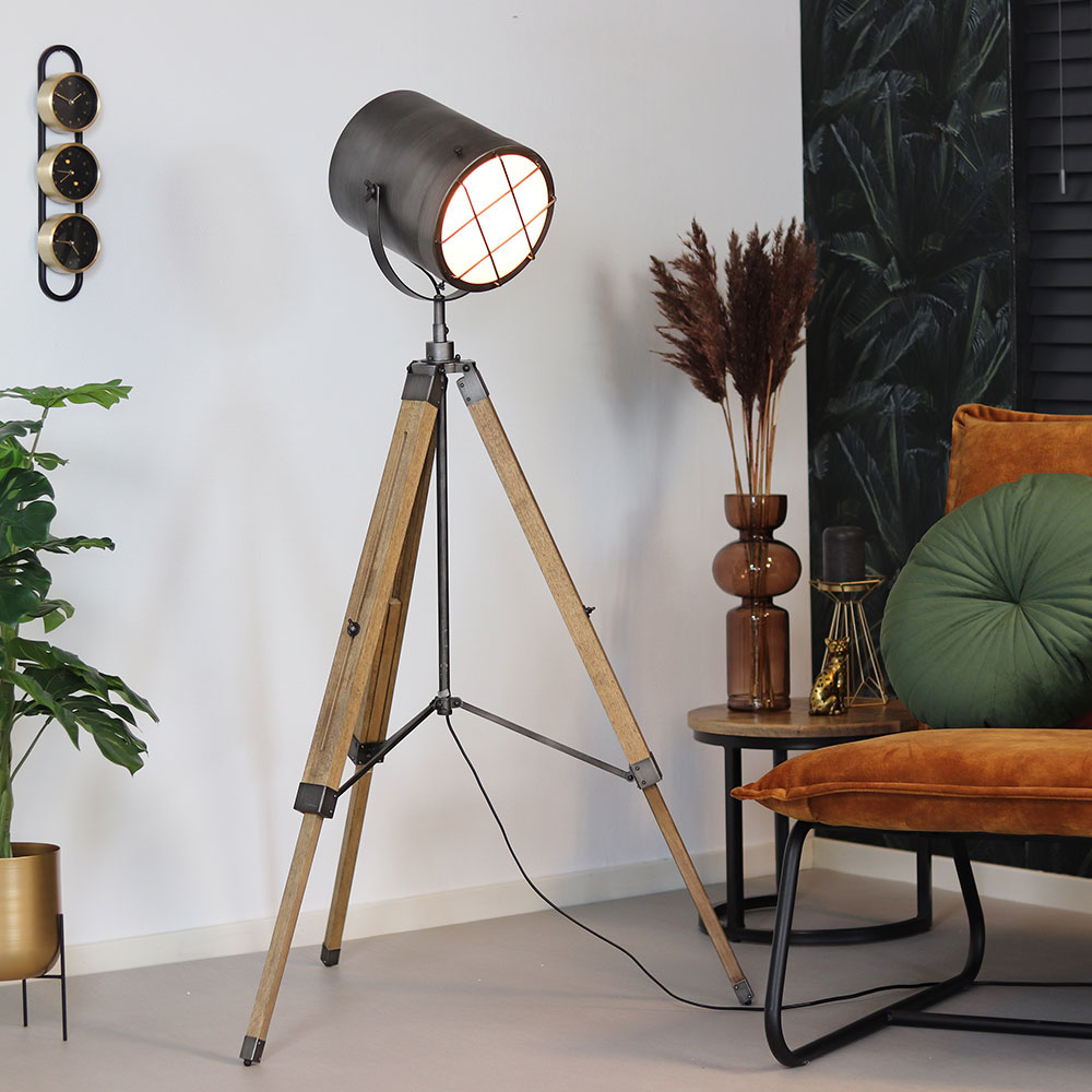 floor standing retro lamp