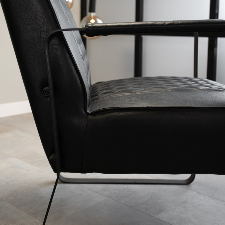 Industrial armchair Peter Black Furnwise