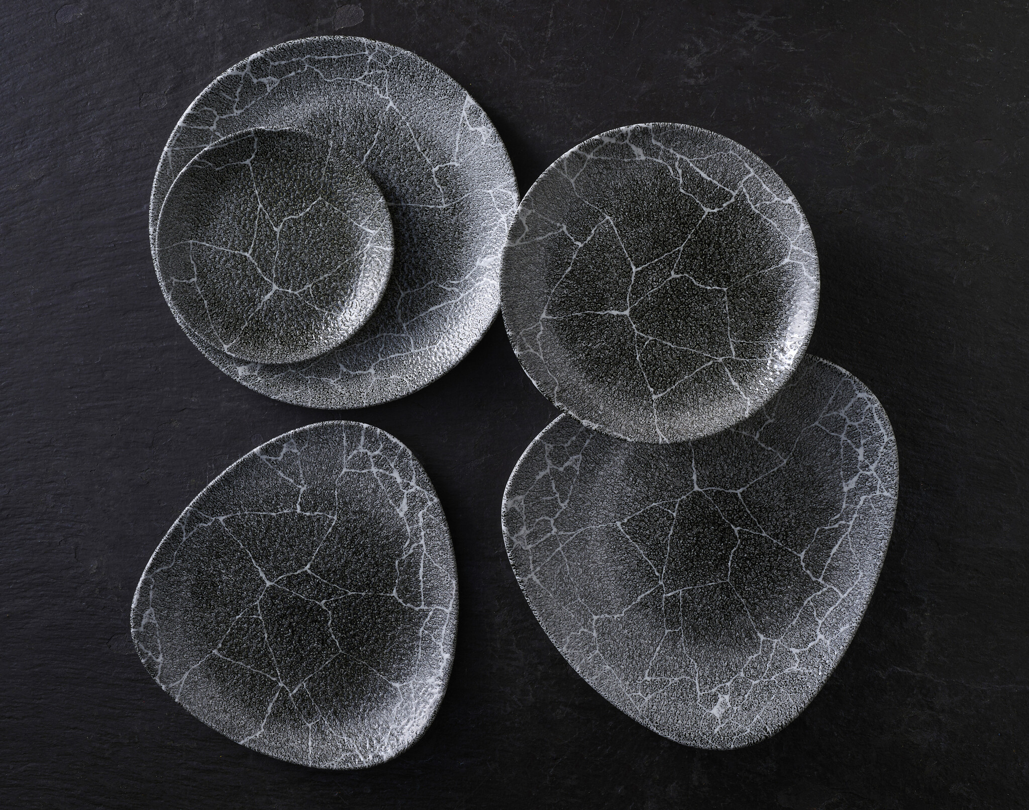 Churchill Studio Prints Kintsigu Reverse Quartz Black