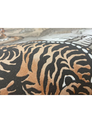 Dutch Wallcoverings Khalili - Tora - Taupe Dutch Wallcoverings Khalili - Tora - Taupe