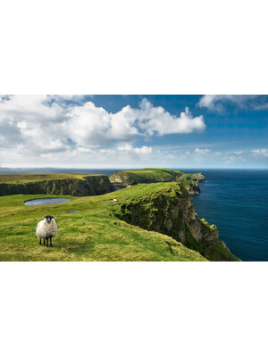 Komar Stefan Hefele; Komar Wanderlust Fotobehang Green Ireland - SHX9-040