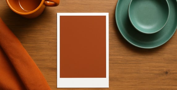 Welke kleur past bij RAL 8004?