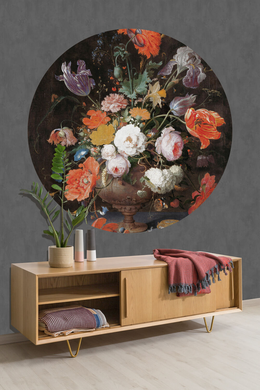 Dutch Painted Memories 2 - 8035C - Circle Still life with Flowers II