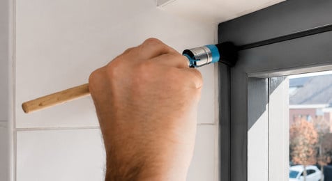 Houten badkamerkozijn gronden met watergedragen Sigma S2U Nova Primer