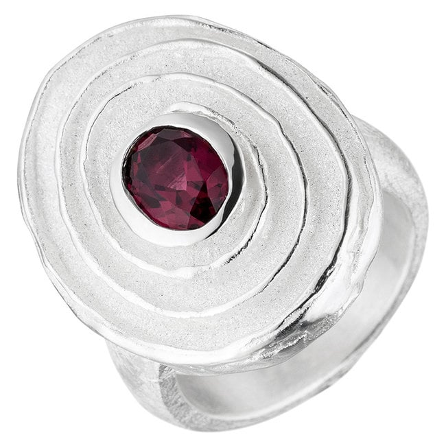 Gematteerde zilveren ring met rode rhodoliet edelsteen