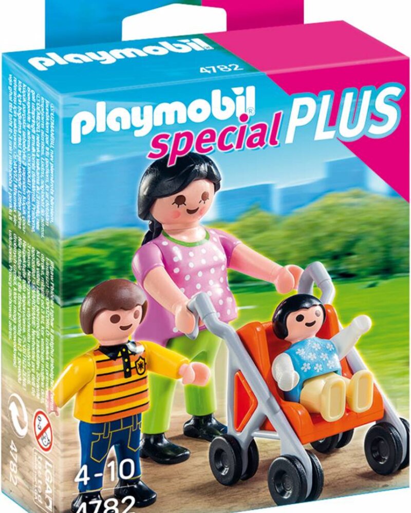 4782 Moeder met Kinderwagen