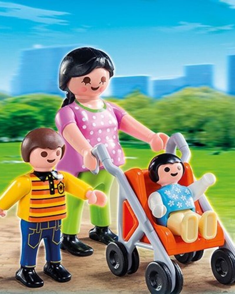 4782 Moeder met Kinderwagen
