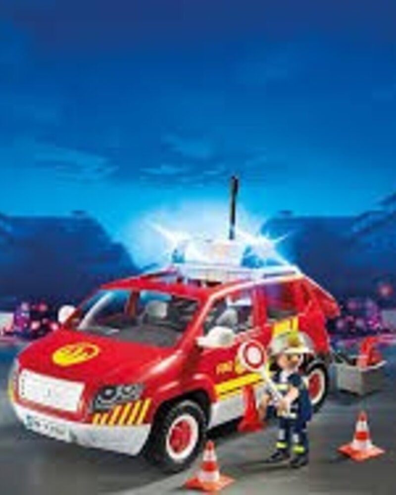 5364 Brandweer Commandant met Dienstwagen