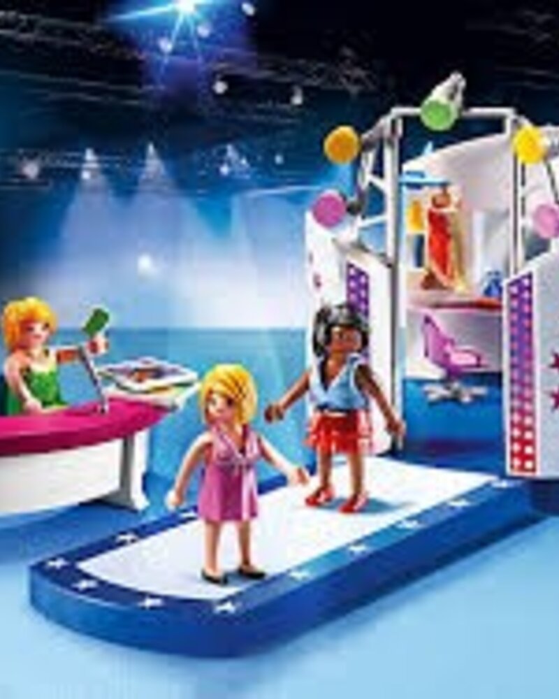 6148 Model op de Catwalk