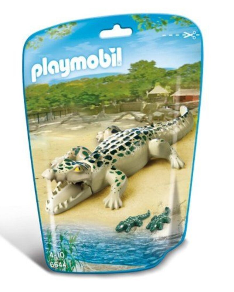 6644 Alligator met Baby's