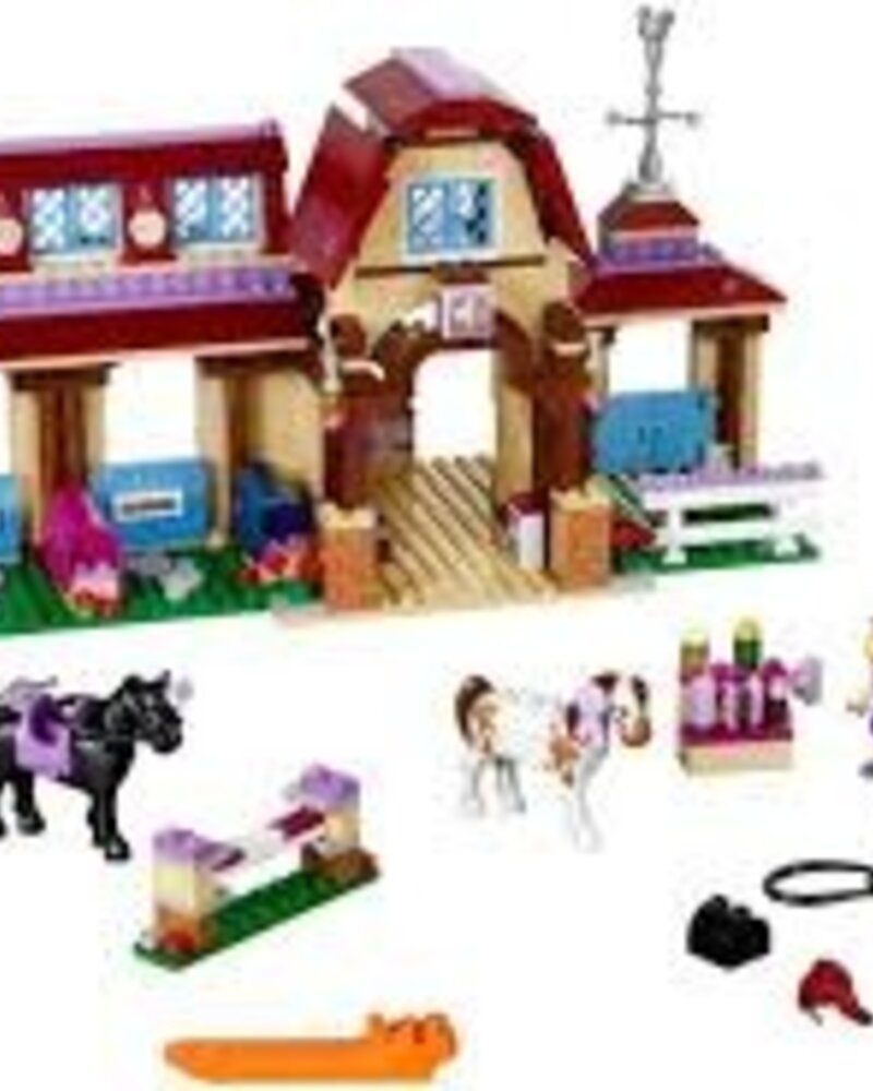 41126 Heartlake Paardrijclub