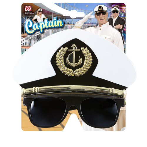 bril, met kapiteinspet