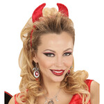 vleermuis oorringen met rode steen