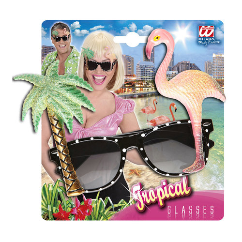 bril, flamingo en palmboom